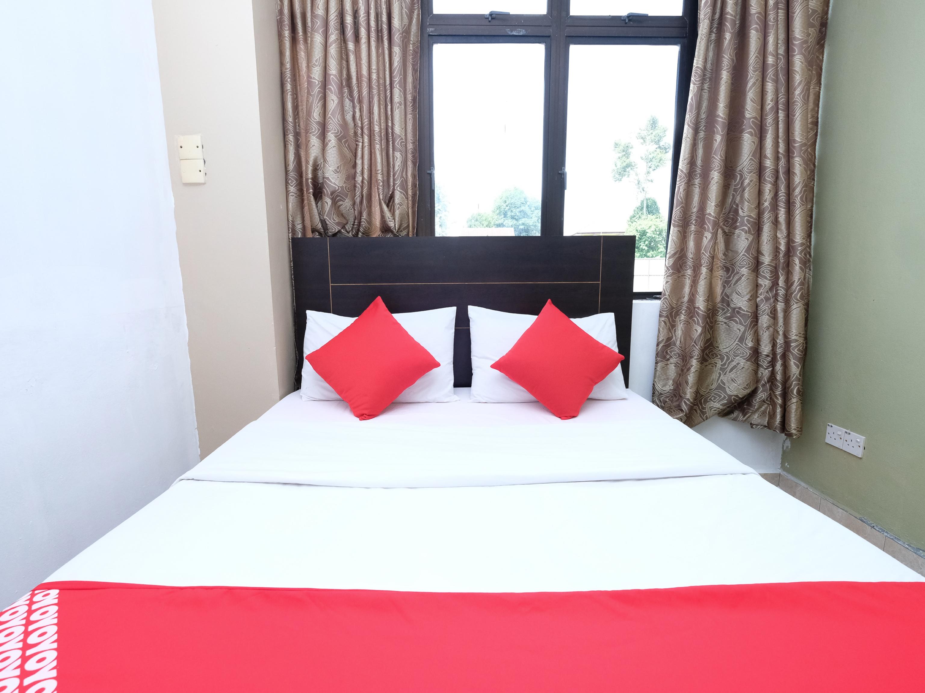 Oyo 717 Mr J Hotel Wakaf Che Yeh 2 Εξωτερικό φωτογραφία
