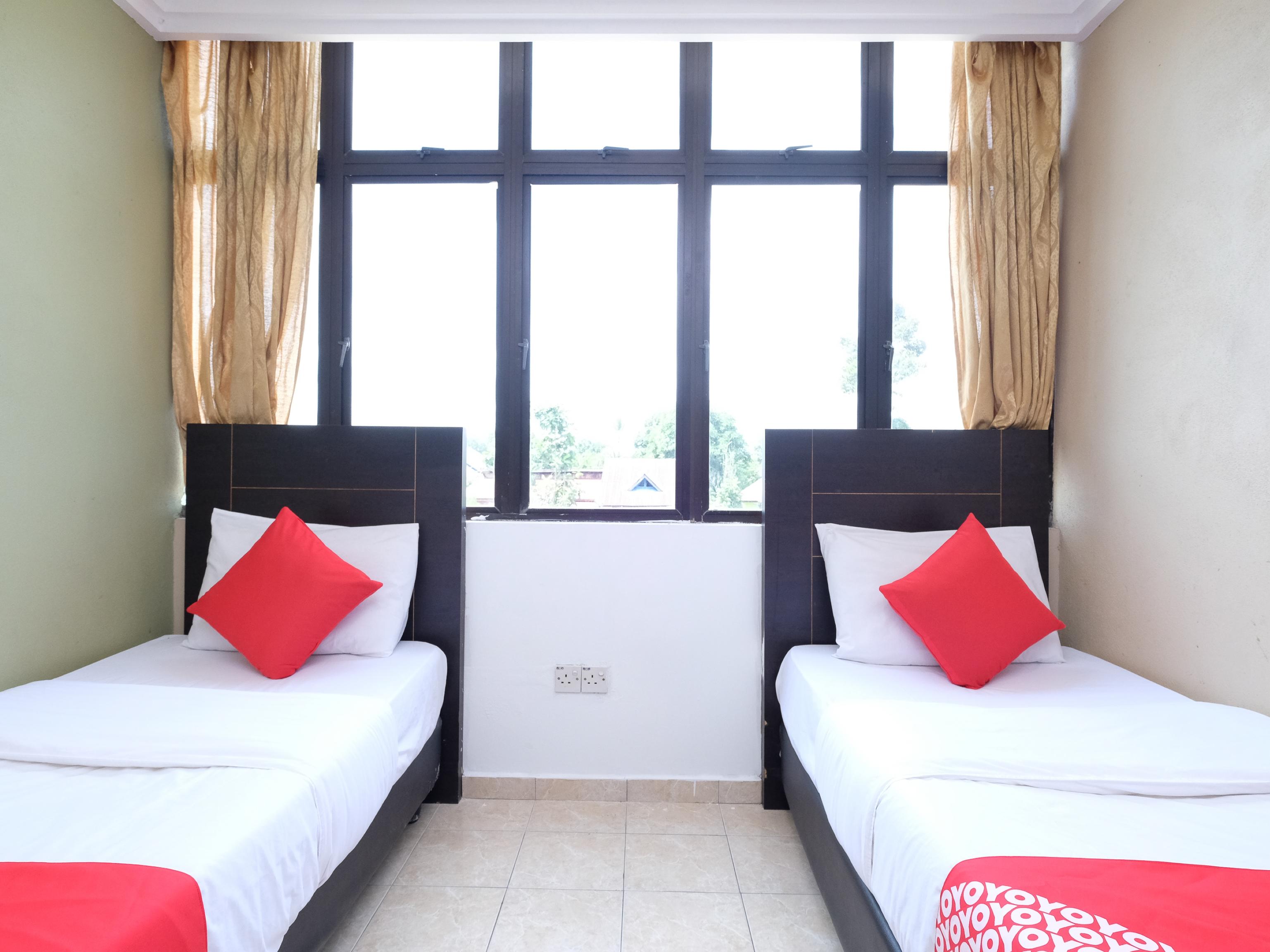Oyo 717 Mr J Hotel Wakaf Che Yeh 2 Εξωτερικό φωτογραφία