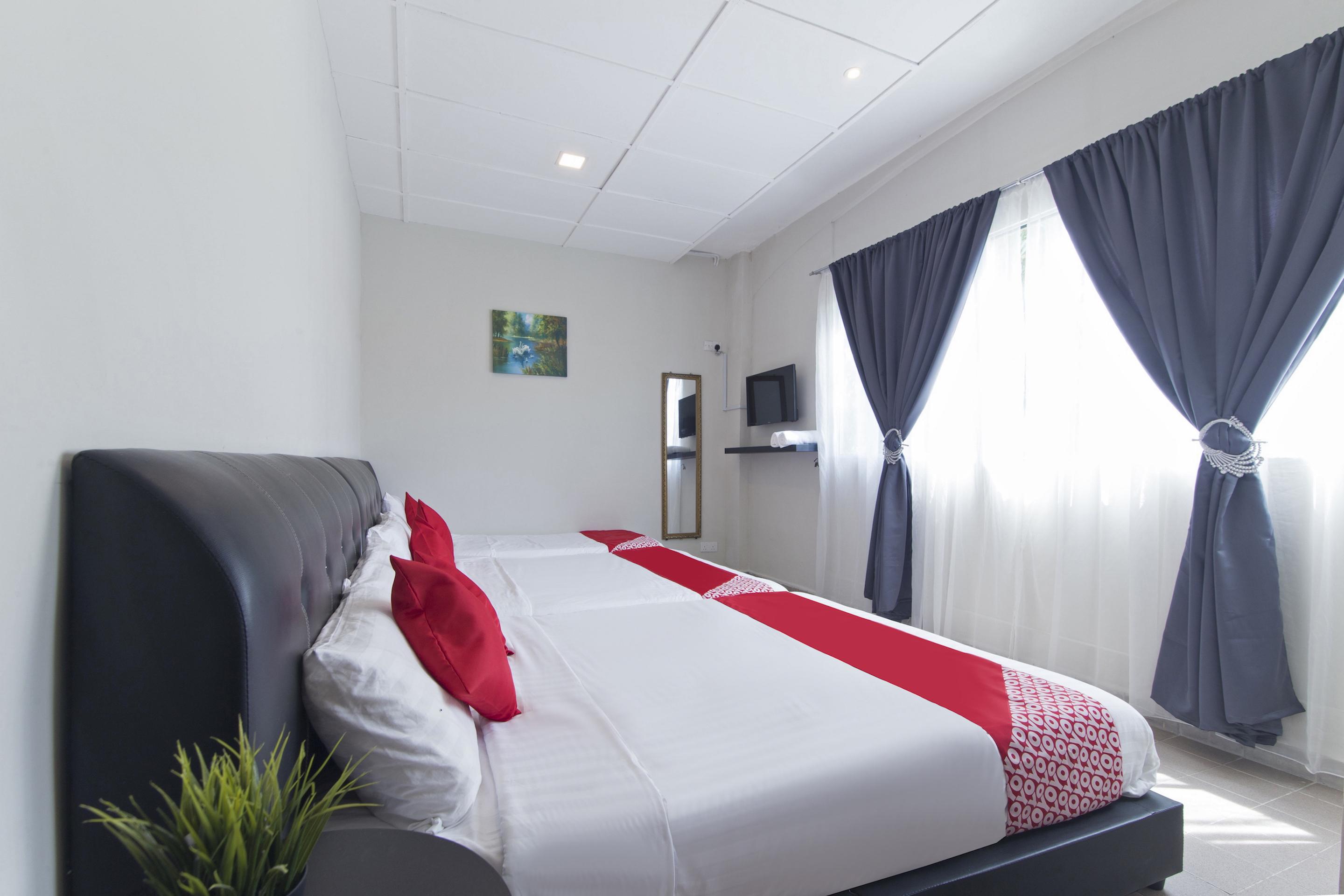 Oyo 717 Mr J Hotel Wakaf Che Yeh 2 Εξωτερικό φωτογραφία