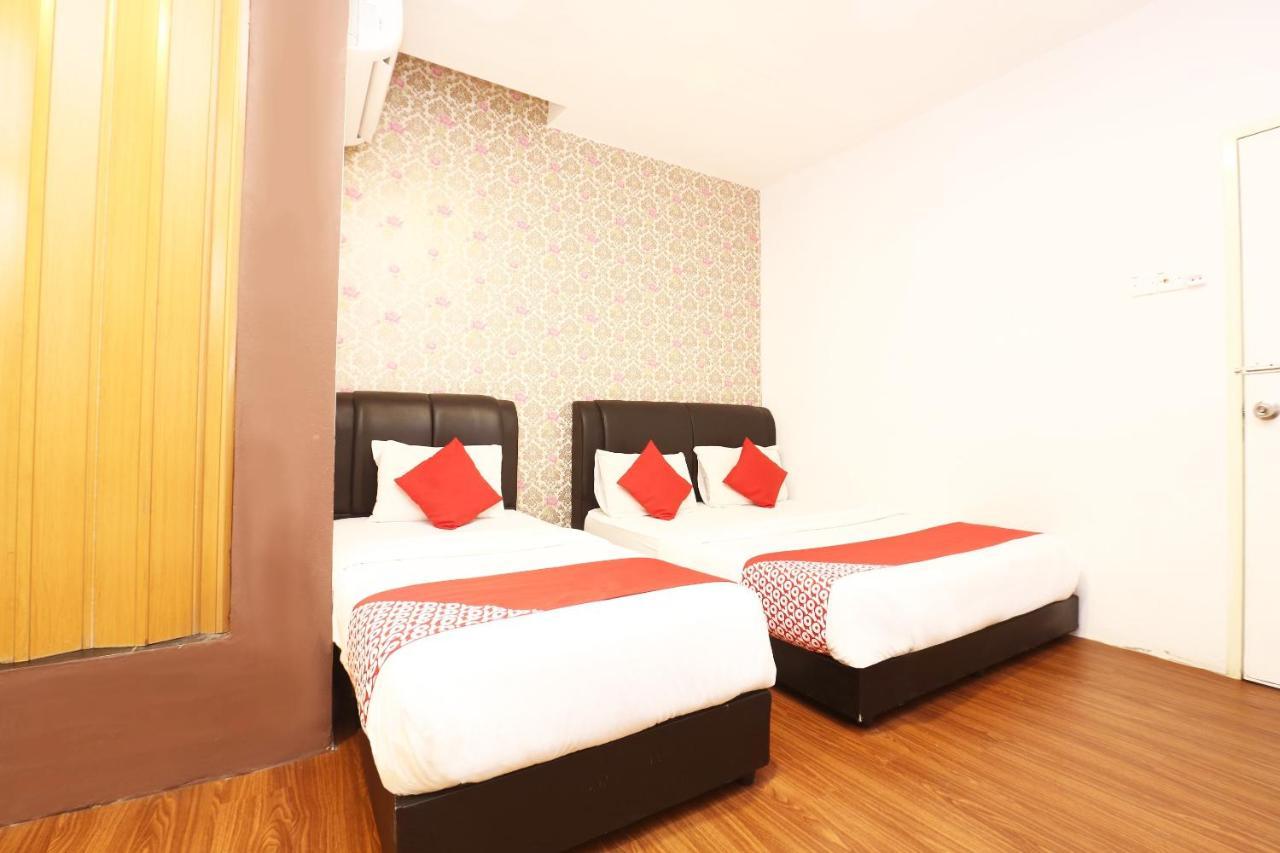 Oyo 717 Mr J Hotel Wakaf Che Yeh 2 Εξωτερικό φωτογραφία