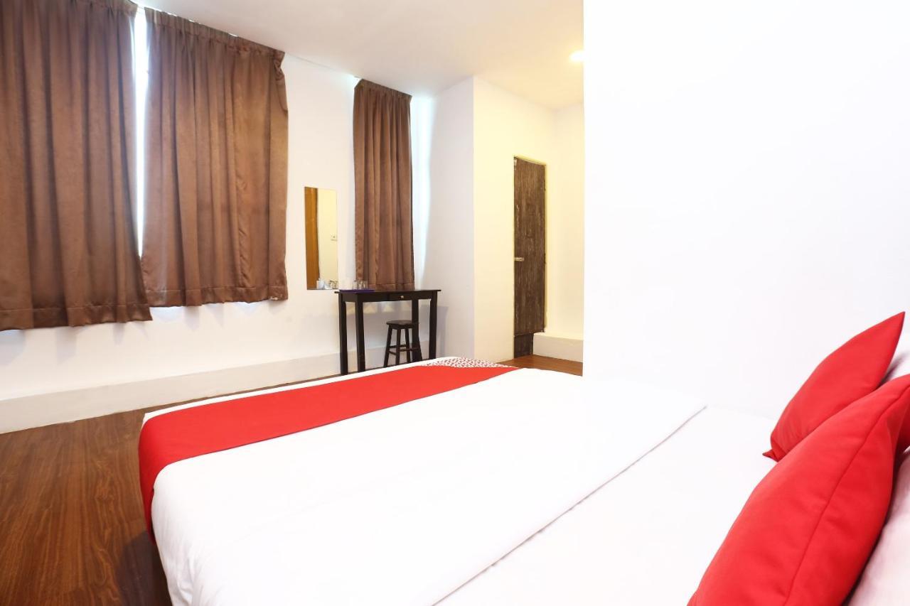 Oyo 717 Mr J Hotel Wakaf Che Yeh 2 Εξωτερικό φωτογραφία