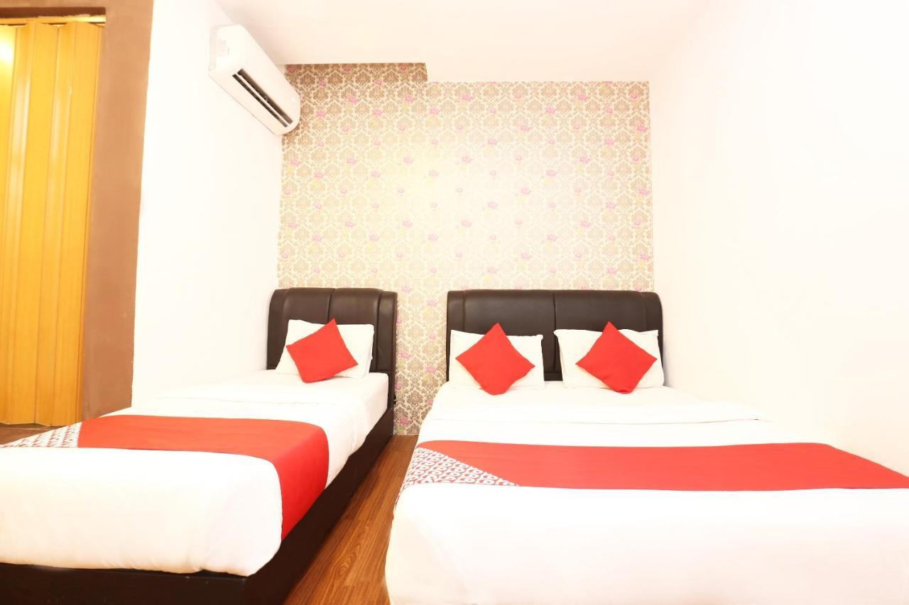 Oyo 717 Mr J Hotel Wakaf Che Yeh 2 Εξωτερικό φωτογραφία